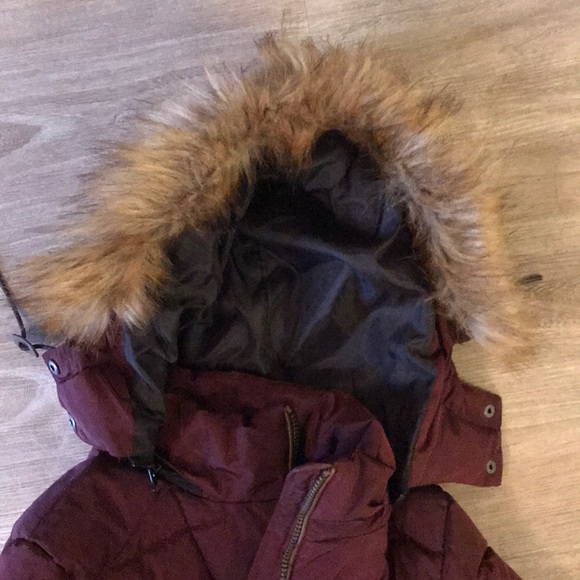 Maroon Snow Jacket w/ Removable Hood & Snow Skirt - Picture 4 of 5